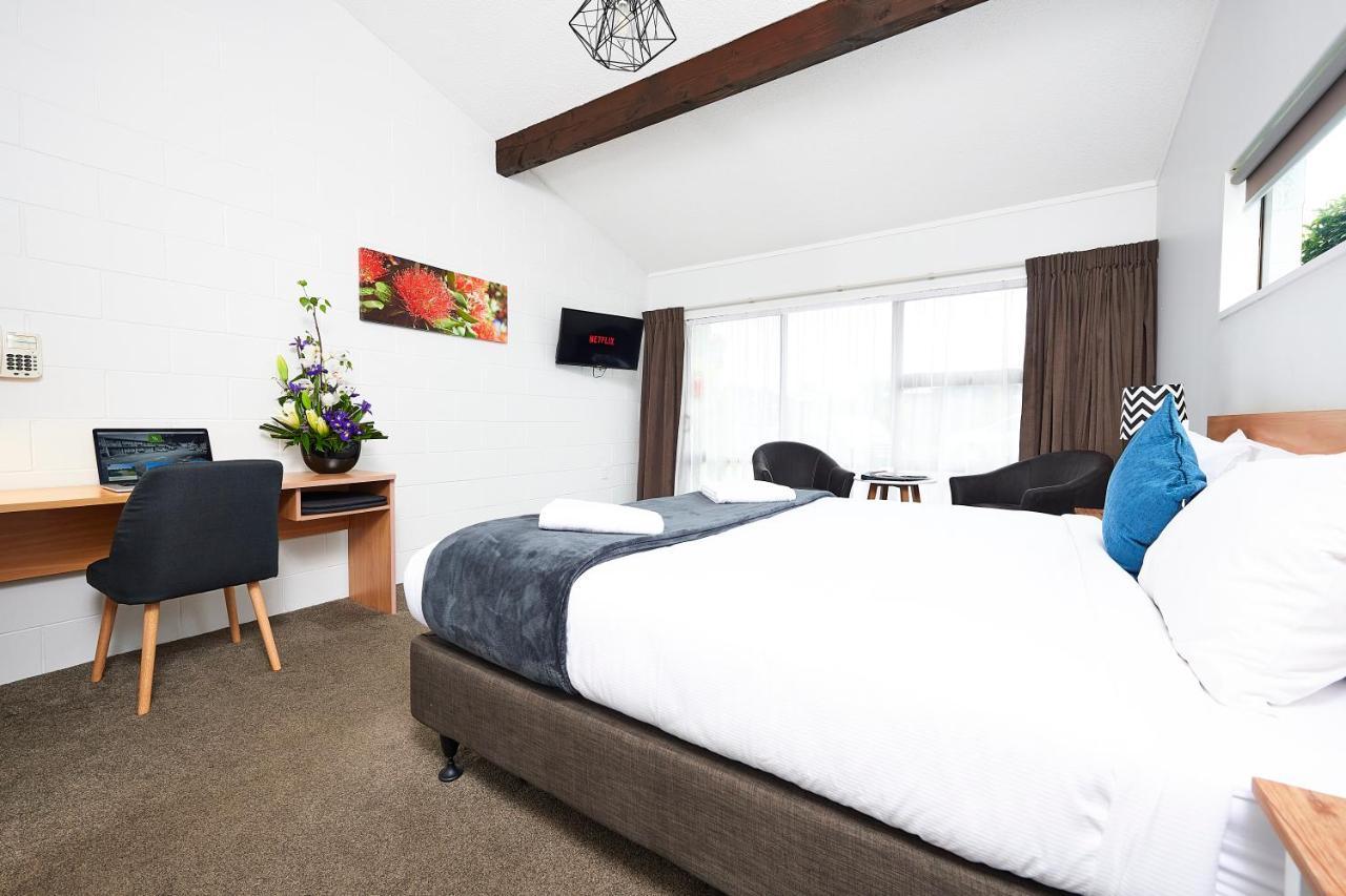טאורנגה Cobblestone Court Motel - Wenzel Motels מראה חיצוני תמונה