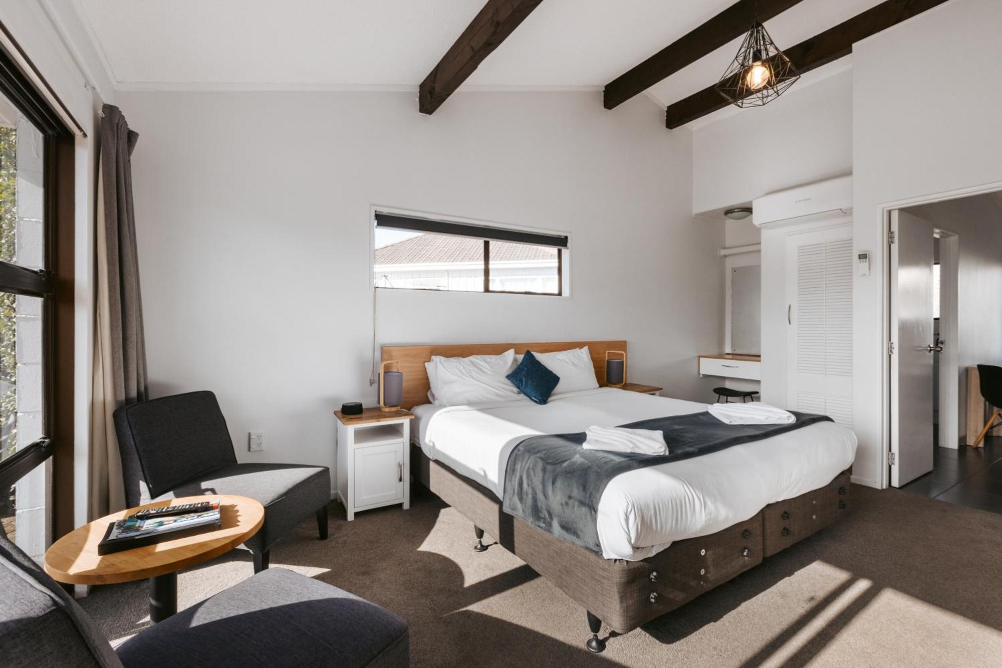 טאורנגה Cobblestone Court Motel - Wenzel Motels מראה חיצוני תמונה