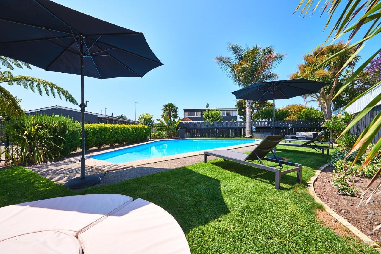 טאורנגה Cobblestone Court Motel - Wenzel Motels מראה חיצוני תמונה